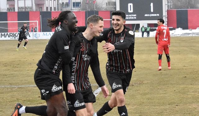 Vanspor, Çorumspor’u farklı devirdi!