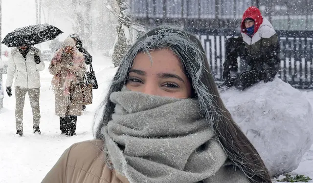 14 Şubat 2026 Cumartesi günü bu şehirlere lapa lapa kar yağacak!