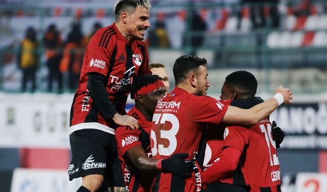 Başkan Erol Temel açıkladı: Vanspor’un yıldızı süresiz kadro dışı