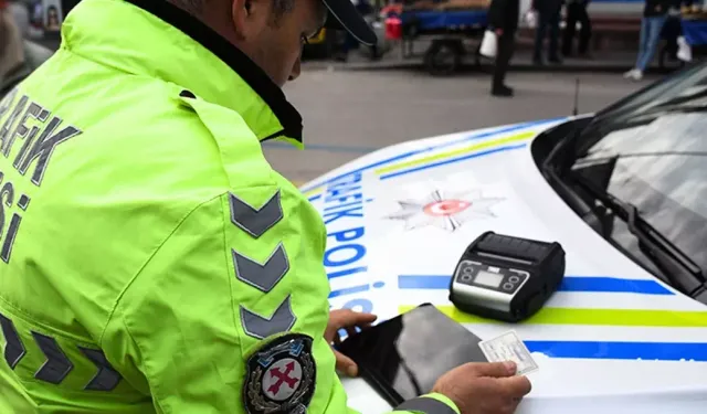 Trafikte hız kuralları sil baştan değişti! İşte '9 kademeli ceza sistemi'