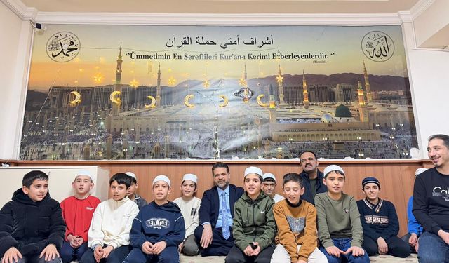 Başkan Yavuz Kuşan’dan küçük hafızlara ziyaret!