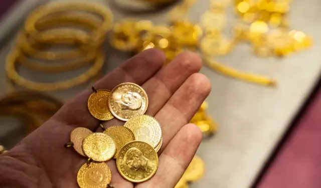 Sahte altınları kuyumcuda bozduran şüpheliler, Van’da yakalandı