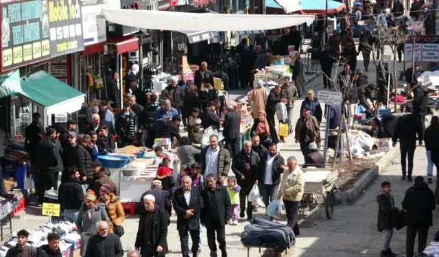 Van’da ramazan bayramı öncesi yerel esnafa sahip çıkma çağrısı!