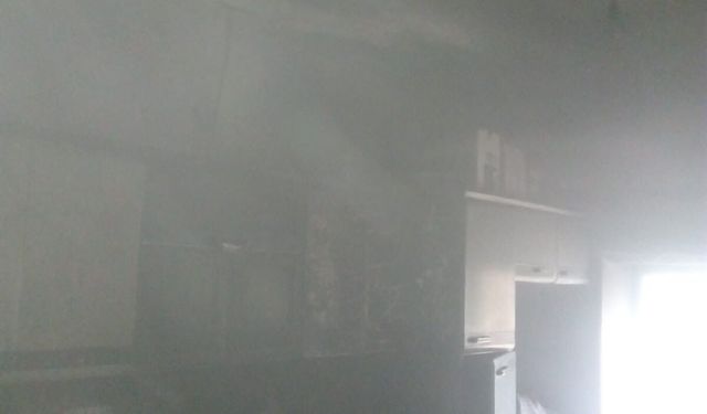 Van’da bayramın üçüncü gününde bir ev yandı!