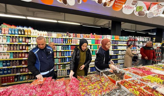Van Büyükşehir Belediyesinden bayram öncesi tatlı ve marketlere denetim