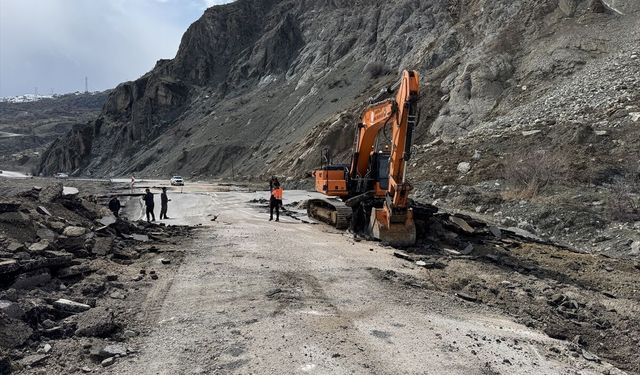 Van-Hakkâri yolu ölüm yolu oldu!