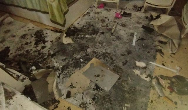 Van'da bir evde çıkan yangın evi kulanılamaz hale getirdi!