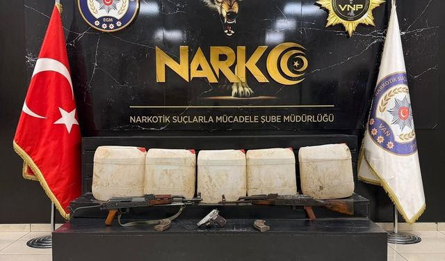 Van’da uyuşturucu şebekesine ağır darbe: 3 kişi tutuklandı!
