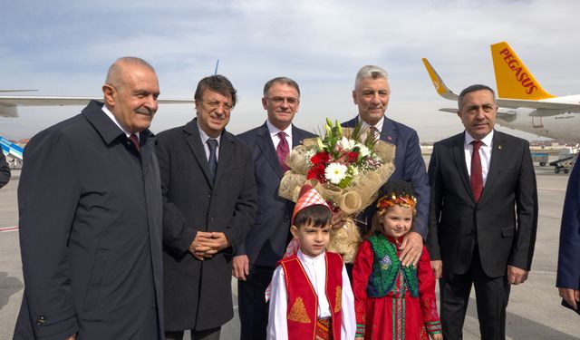 Ticaret Bakanı Ömer Bolat Van’a geldi!