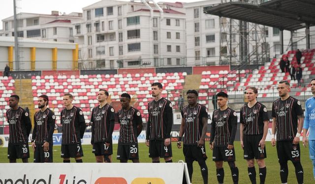 Vanspor’da şok gelişme: İki yıldız sezonu kapattı!