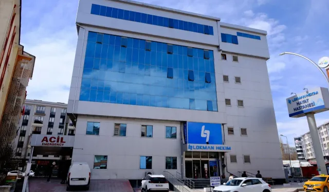 Van’daki özel hastane kapısına kilit vurdu!