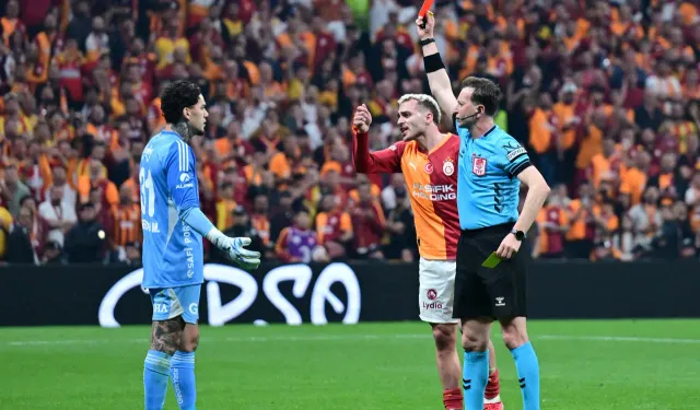 Galatasaray derbisinde kırmızı kart gören Ederson’un cezası açıklandı!
