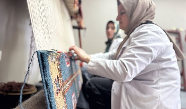 Van’ın 100 yıllık hafızası: Vanlı kadınlar ilmek ilmek işliyor!