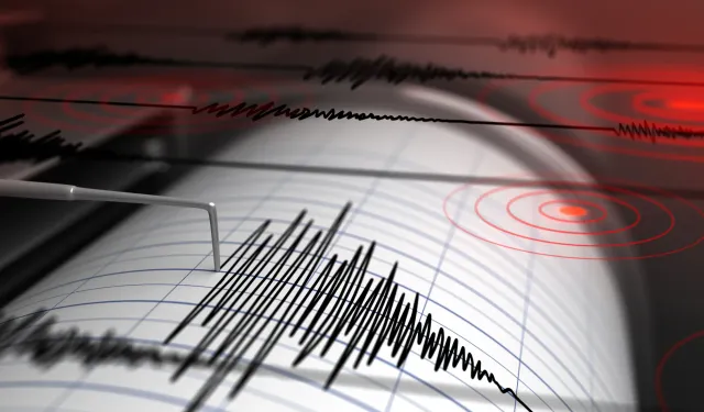 Malatya’da şiddetli deprem: Çevre illerden hissedildi