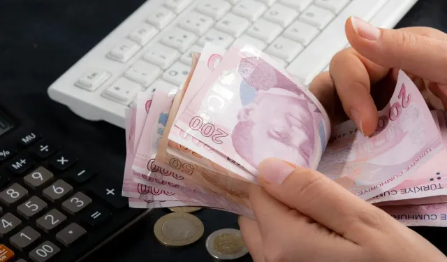 En düşük emekli maaşı ne kadar olacak? Uzman isim açıkladı!