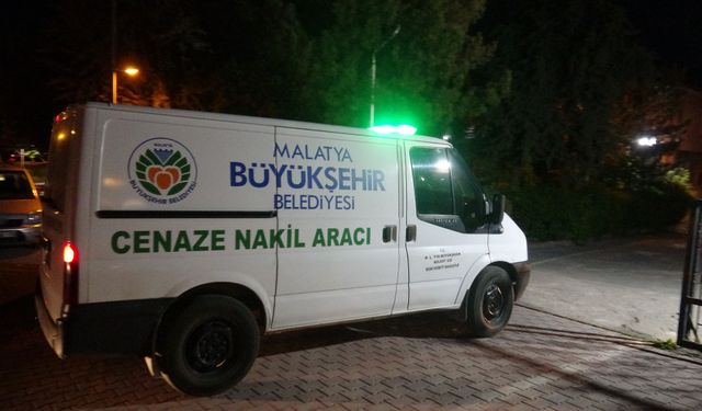 19 yaşındaki gençten acı haber: Evinde başından silahla vurulmuş halde bulundu