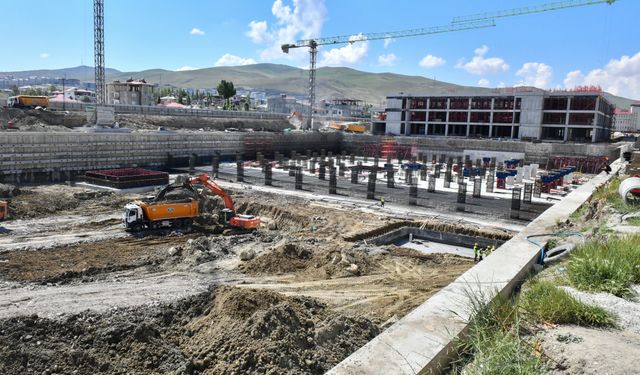 Van’da 800 yataklı hastane için çalışmalar hız kazandı!