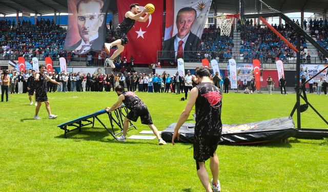 Van’ın spor alt yapısına 150 milyon TL destek!