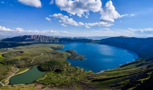Avrupa sıcaktan kavrulurken gözler Van’a çevrildi!
