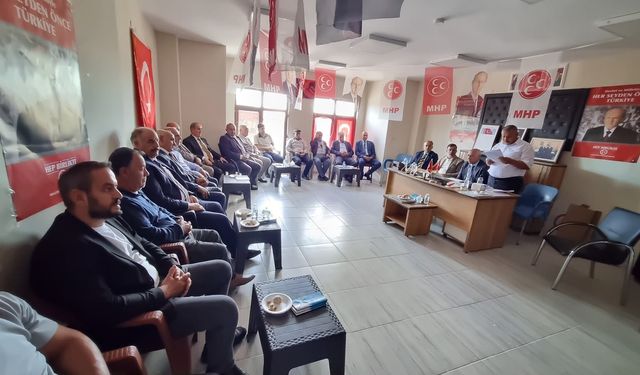 MHP Van’da iki ilçede kongreye gitti! İşte yeni başkan seçilen isimler…