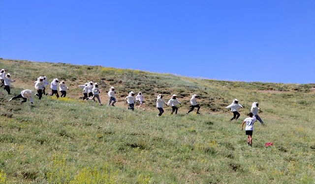 Van'da "6. Bal Yuvarlama Yarışması" düzenlendi