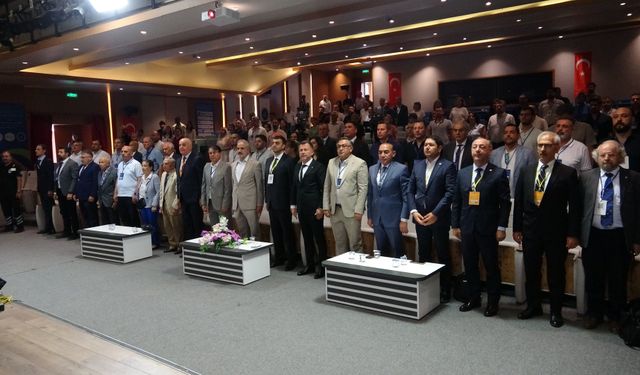 Türkiye'nin jeoloji uzmanları Van’da buluştu: Van YYÜ’de MÜHJEO’2026 başladı!