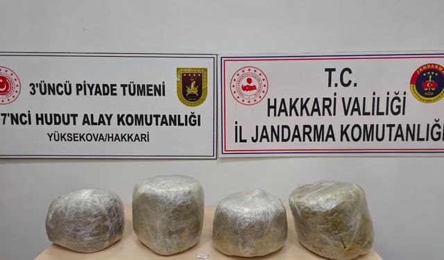 Yüksekova’da iki çuvalda kilolarca uyuşturucu madde ele geçirildi!