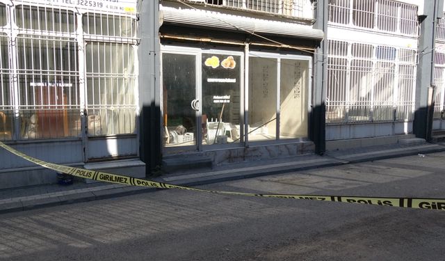 2 esnaf arasında silahlı kavga: 2 yaralı, 2 gözaltı!