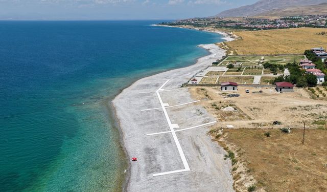 Van Gölü sahillerinde tatil konforu başlıyor!