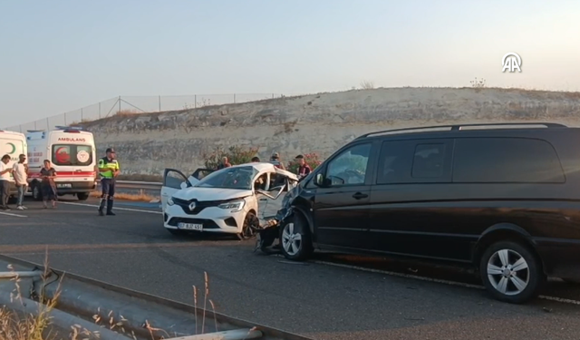 Korkunç kaza can aldı: 2 ölü, 8 yaralı