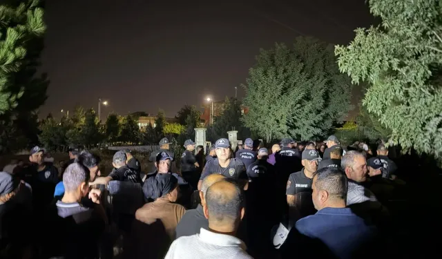 Mezarlıkta silahlı saldırı: Baba, oğlu ve yeğen hayatını kaybetti!