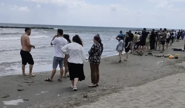 Uyarılara rağmen denize girdiler: 3 kişiden 1’i hayatını kaybetti!