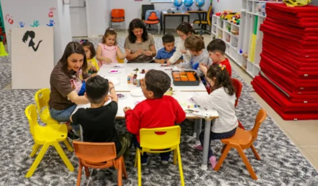 Sağlık çalışanlarına kreş müjdesi: Her hastaneye açılacak