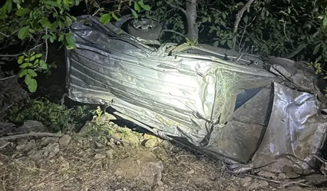 Araç uçuruma yuvarlandı: 4 kişi öldü, 5 kişi yaralandı! Hayatını kaybedenlerin isimleri belli oldu!