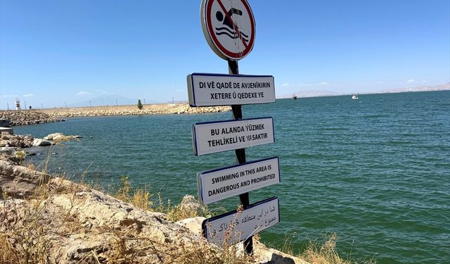Van Gölü’nde yüzülecek yerler için kritik uyarı!