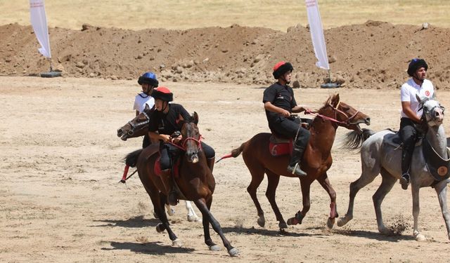 Van Ulupamir Kökbörü Atlı Spor Kulübü’nden büyük başarı!