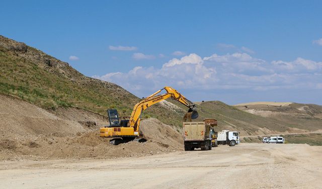 Van’da 50 kilometrelik kesintisiz sahil yolu için çalışmalar başladı!