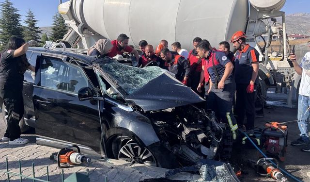 Beton mikseri anne ve kızlarını biçti: Ağır yaralılar var!
