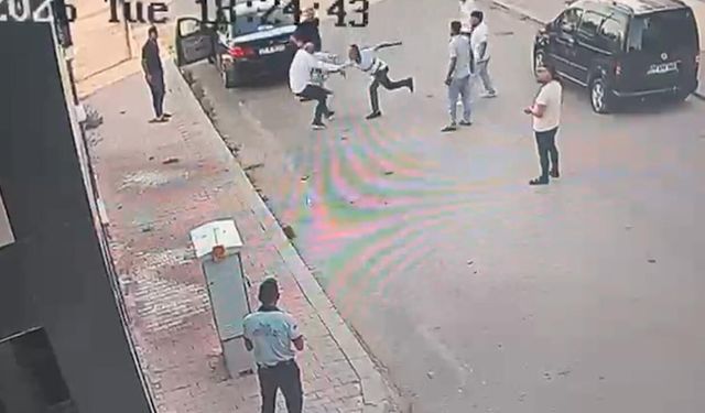 Milletvekili bıçaklı saldırıya uğradı: Saldırgan eski CHP'li ilçe başkanı çıktı!