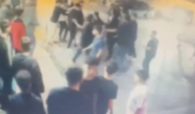 Sosyal medya tartışması kanlı bitti: 1’i ağır 2 kişi yaralandı!