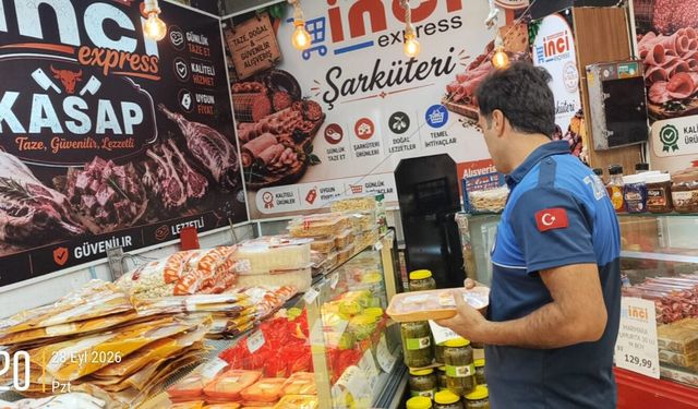 Van’daki marketlerde hijyen ve fiyat etiketi denetimi yapıldı