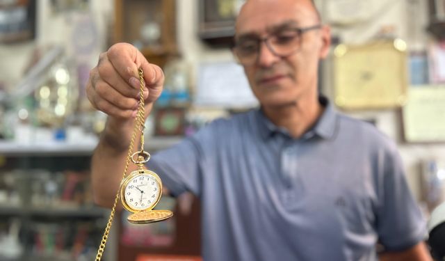 Van’da bir meslek daha yok oluyor: Zamana direnen saat tamirciliği tarihe karışıyor
