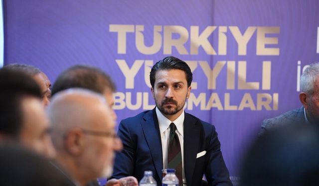 AK Parti MKYK Üyesi Ömer Arvas, Van GölFest coşkusuna ortak oldu!