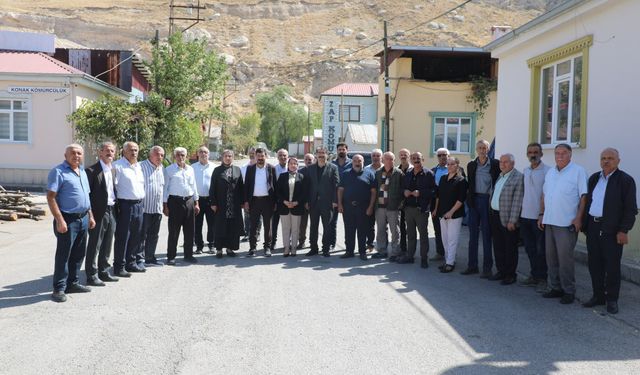 Tuşba Eşbaşkanları Keser ve Akkoş, Kömürcüler ve Samancılar Sitesi esnafının sorunlarını dinledi!