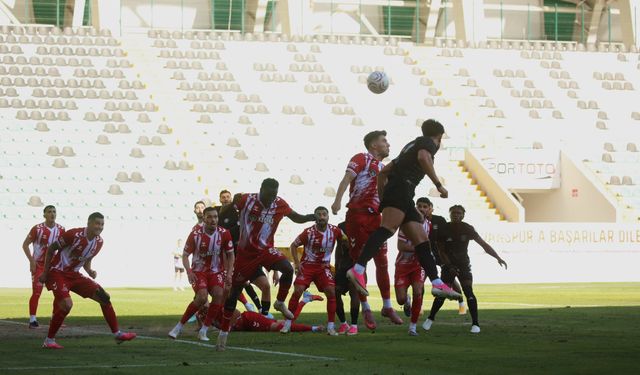 Mehmet Maniş yine sahneye çıktı, Vanspor 1 puanı 84’te kurtardı!