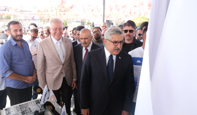 Van’da GölFest coşkusu başladı! Hüseyin Yayman Şehrivan standını ziyaret etti