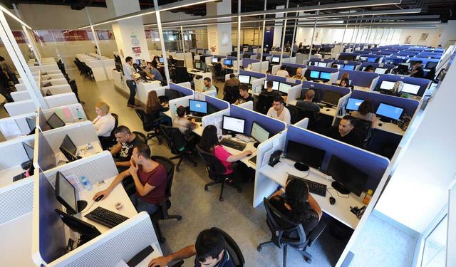 Van'da çağrı merkezine 700 kişi alınacak! İşte şartlar