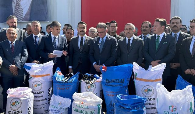 Van’da çiftçiye dev destek: 4 yılda 14 bin ton sertifikalı tohum toprakla buluştu