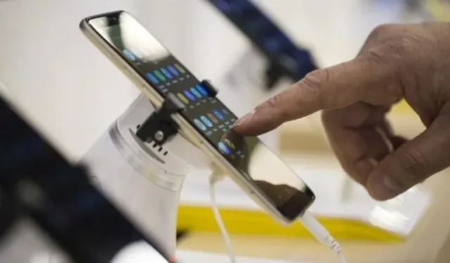 Sıfır cep telefonu taksit sınırı 40 bin liraya yükseltildi