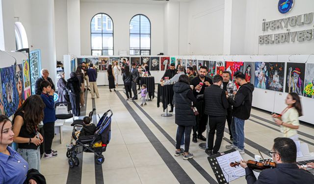 Van’da konservatuvarının resim sergisi sanatseverlerle buluştu!